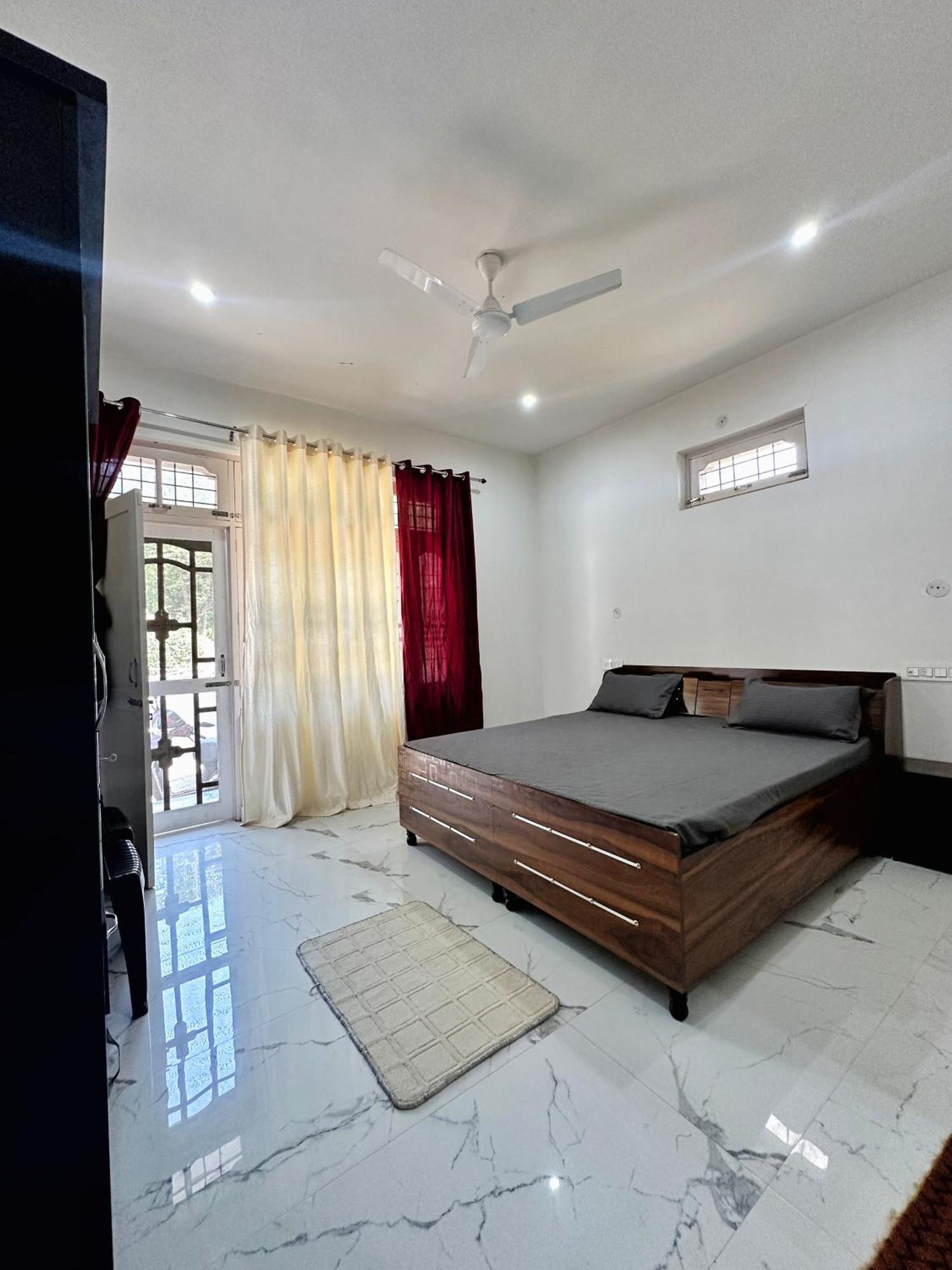 Baseraa Bir - 4Bhk Home Exterior foto